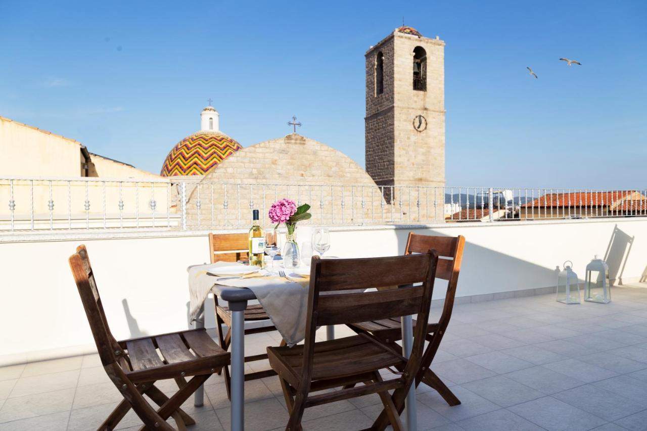 La Via Rooms And Terrace Olbia Exterior foto