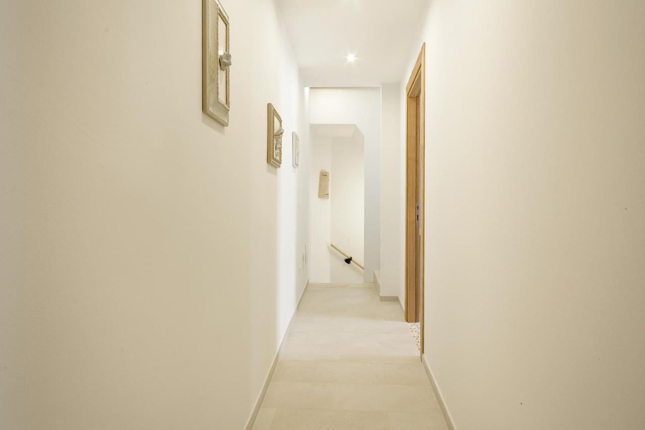La Via Rooms And Terrace Olbia Exterior foto